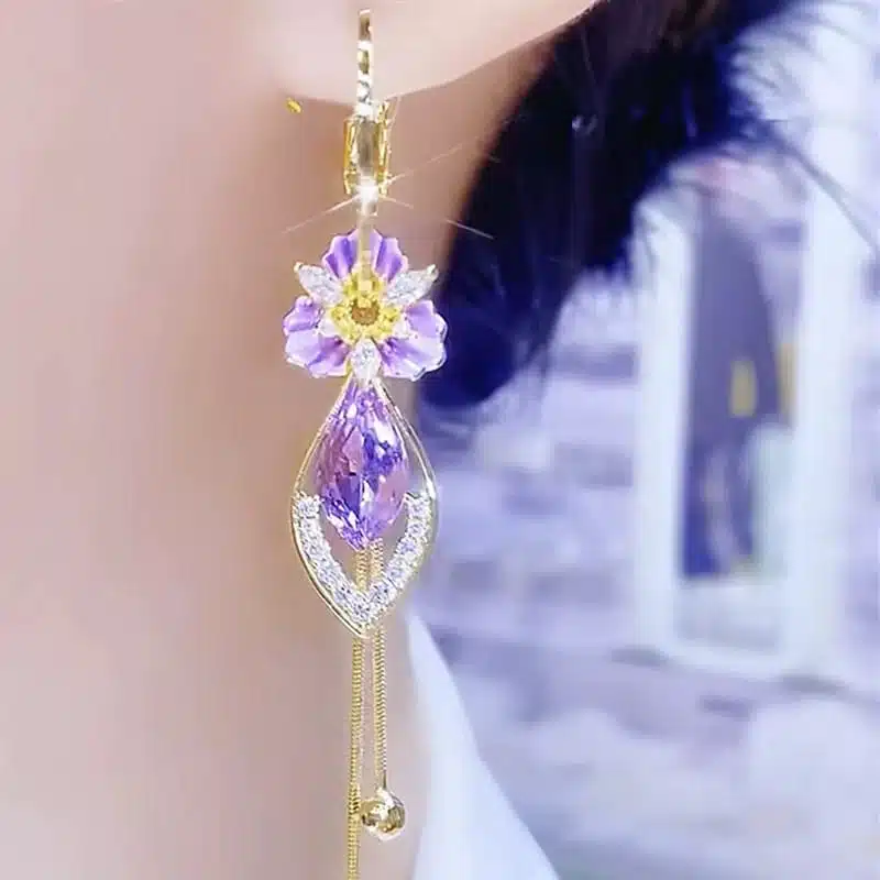 Petal Charm 3-in-1 ear ring - Image 2